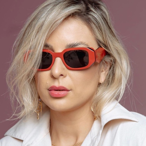 Excluded Prada Sunglasses, New 375 - Picture 6 of 11